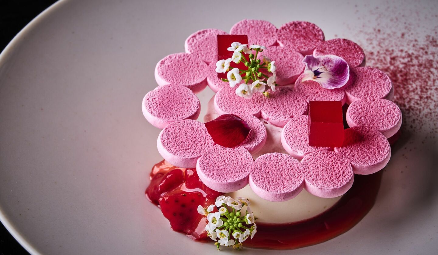 デザート「ヴァシュラン フリュイルージュ」