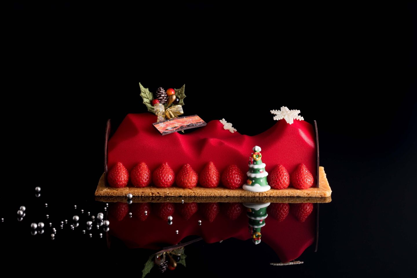 「デリス ド モンターニュ 2019」¥4,500(税抜) 長さ26cm×奥行き11cm×高さ10cm