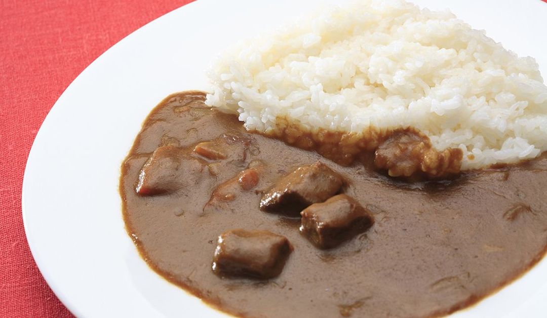 お家で食べたい 高級レトルトカレー15選 マツコさんのテレビ番組で人気の高級レトルトカレー 有名店コラボやご当地高級レトルトカレーのおすすめ Precious Jp プレシャス