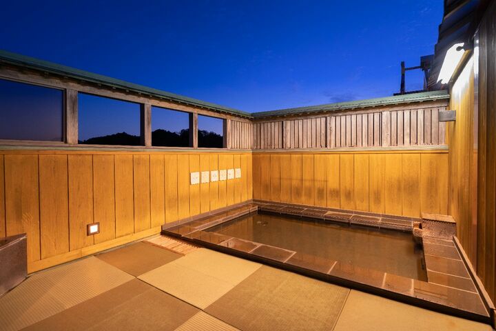 貸切展望露天風呂「よもやま」