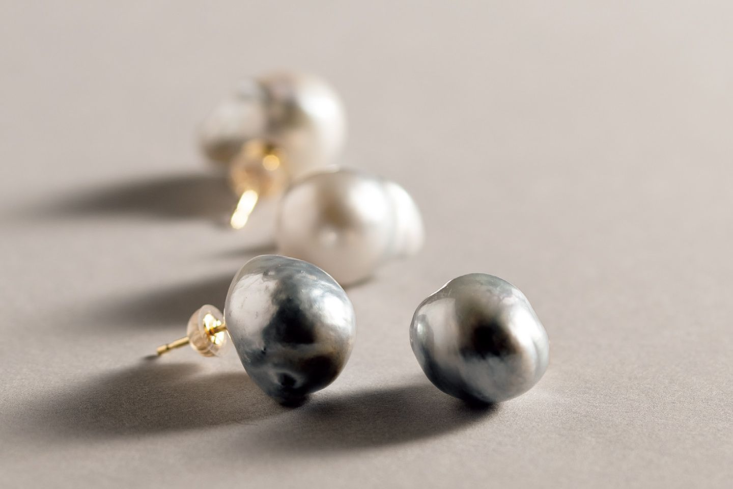 ピアス_1,グレージュ_1