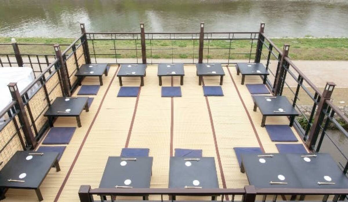 京都のビアガーデン ビールがテラスで飲める女性におすすめ料理店８選 高級ビアガーデンや飲み放題付きの納涼川床など Precious Jp プレシャス