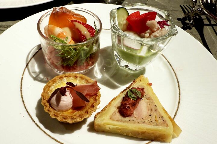 ティー_10,いちご_10,チョコレート_10,スイーツ_10,ホテル_10,東京_10