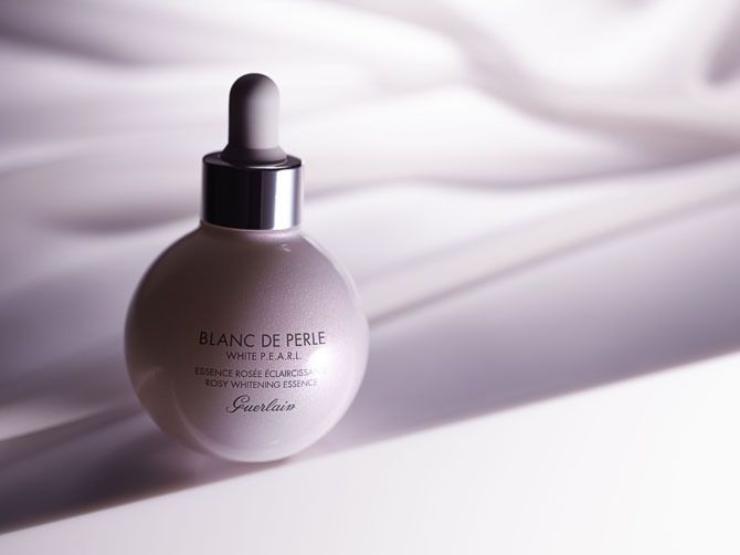 ゲラン ペルルブラン ホワイトニング エッセンスR <医薬部外品> 30ml ¥15,500(税抜)
