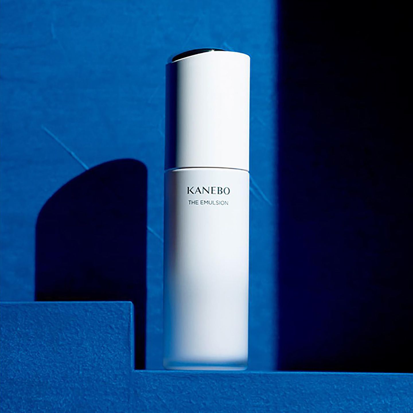 カネボウインターナショナルCiv. カネボウ ザ エマルジョン 100ml ¥30,000