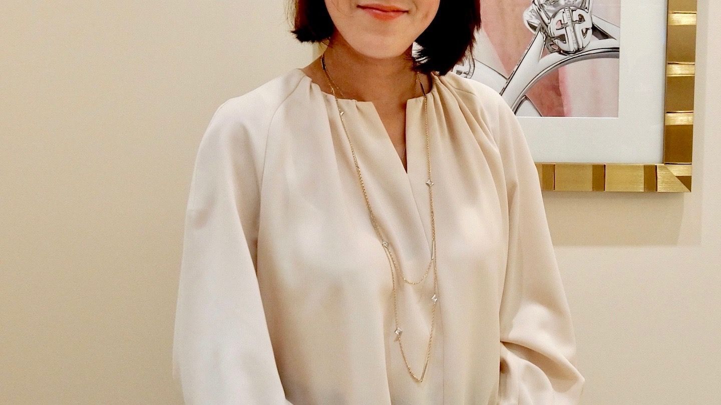華奢なチェーンならレイヤーしても上品
