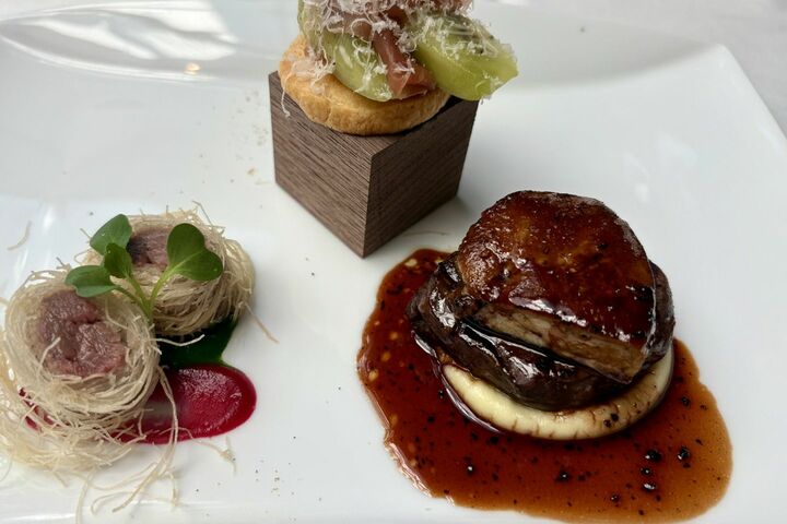 クリスマスケーキ_13,スイーツ_13,ティー_13,いちご_13,チョコレート_13,ホテル_13,東京_13