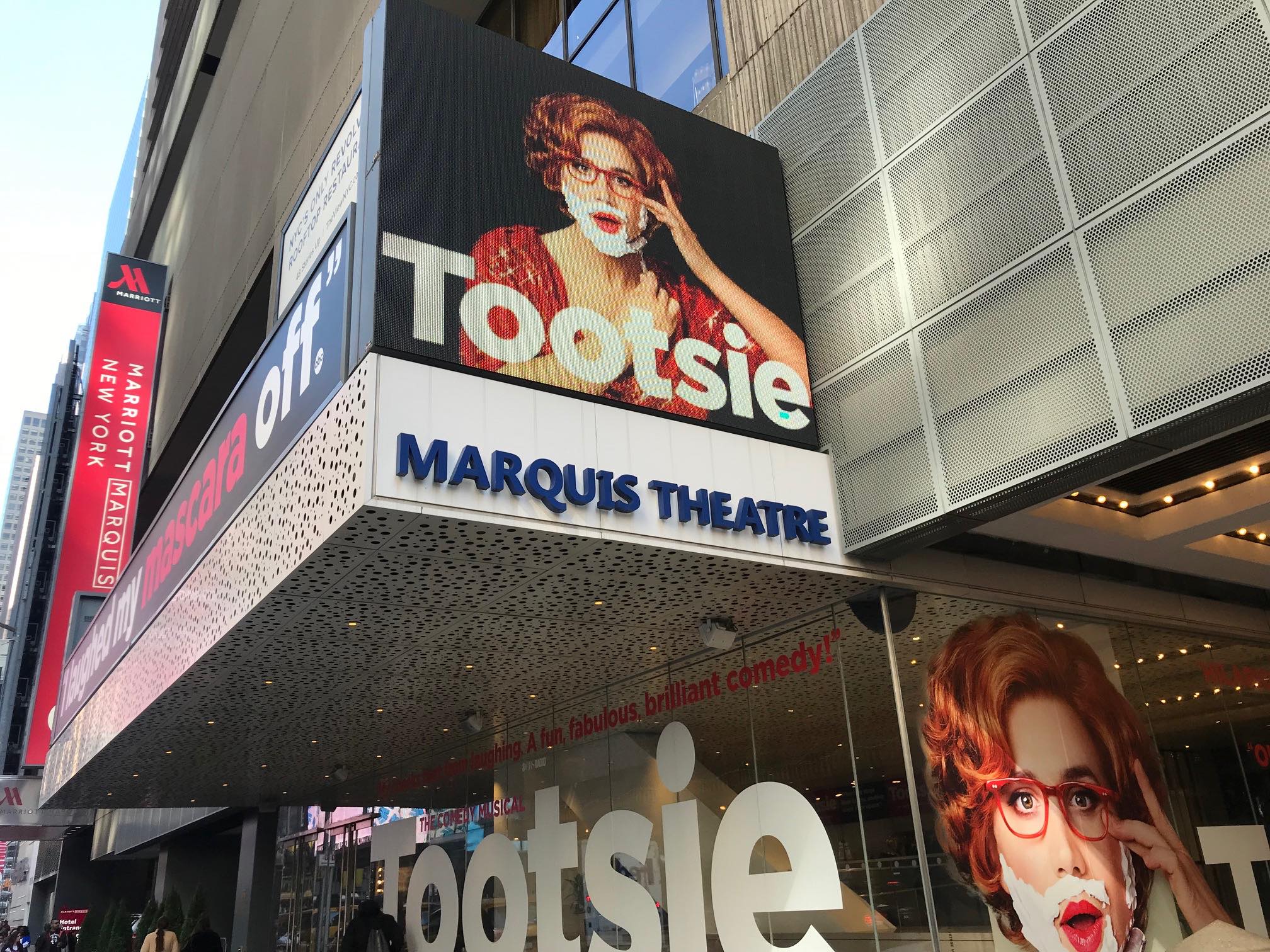 大ヒット映画『トッツィー』のミュージカル版が予想を超えて面白い!より