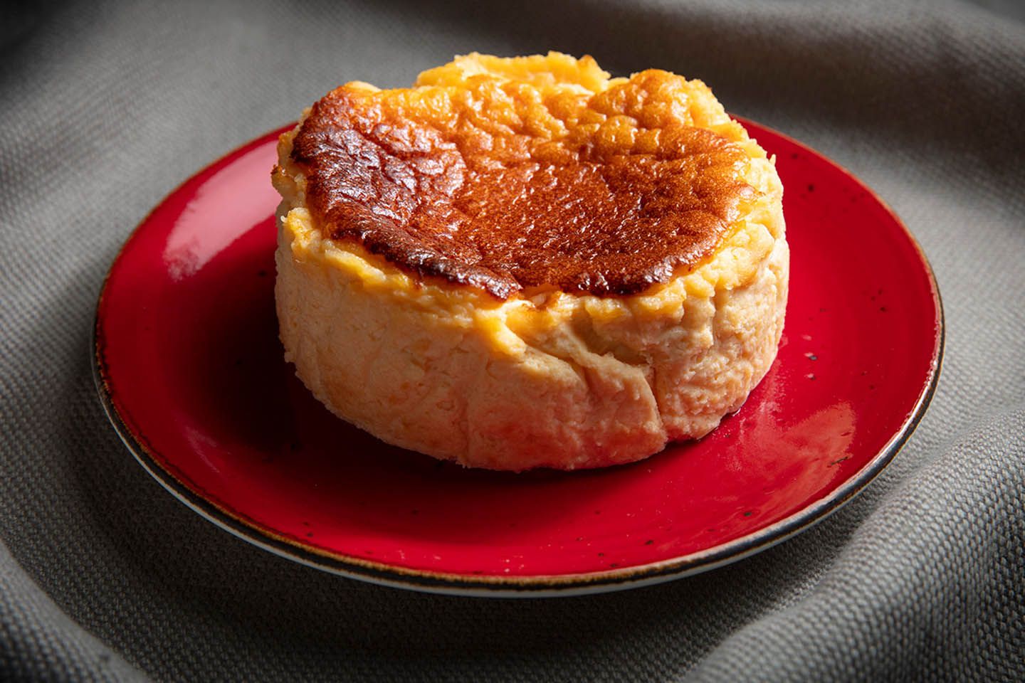 「No.1 Cheesecake」1ホール¥5,000(送料込、税抜)