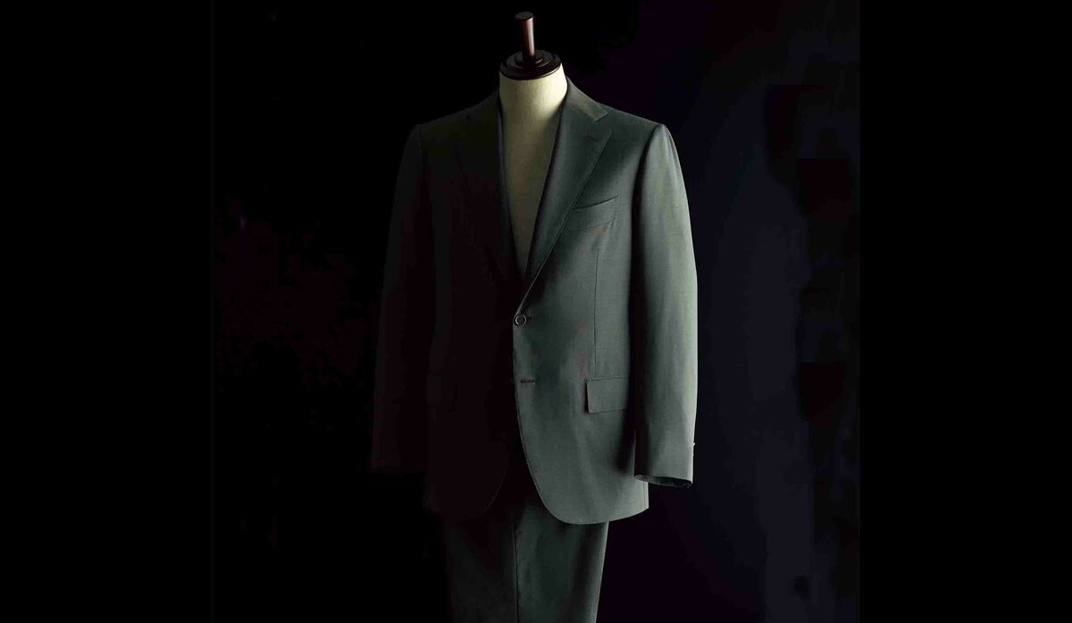 美品 VERSUS イタリア製スーツ スタイルモデルラインナップ - オーダースーツのサルトリア プロメッサ