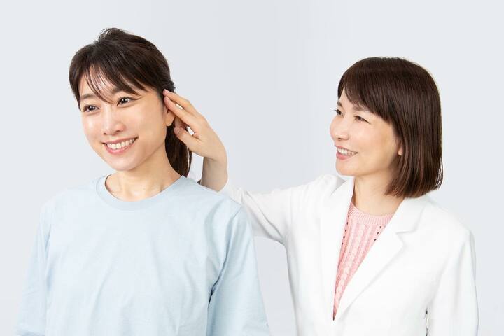 2人の女性 メソッドの指導をしている