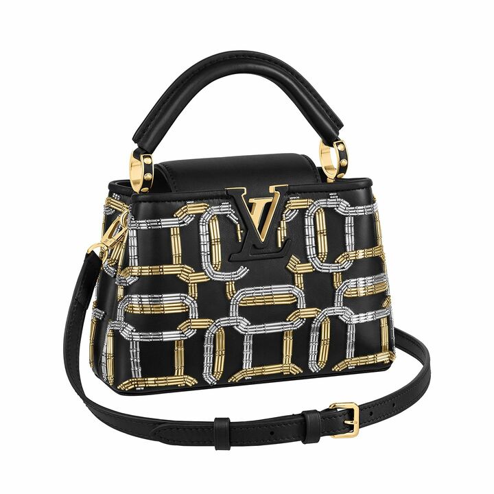 バッグ『カプシーヌ ミニ』［縦14×横21×マチ8cm］￥715,000（ルイ・ヴィトン）