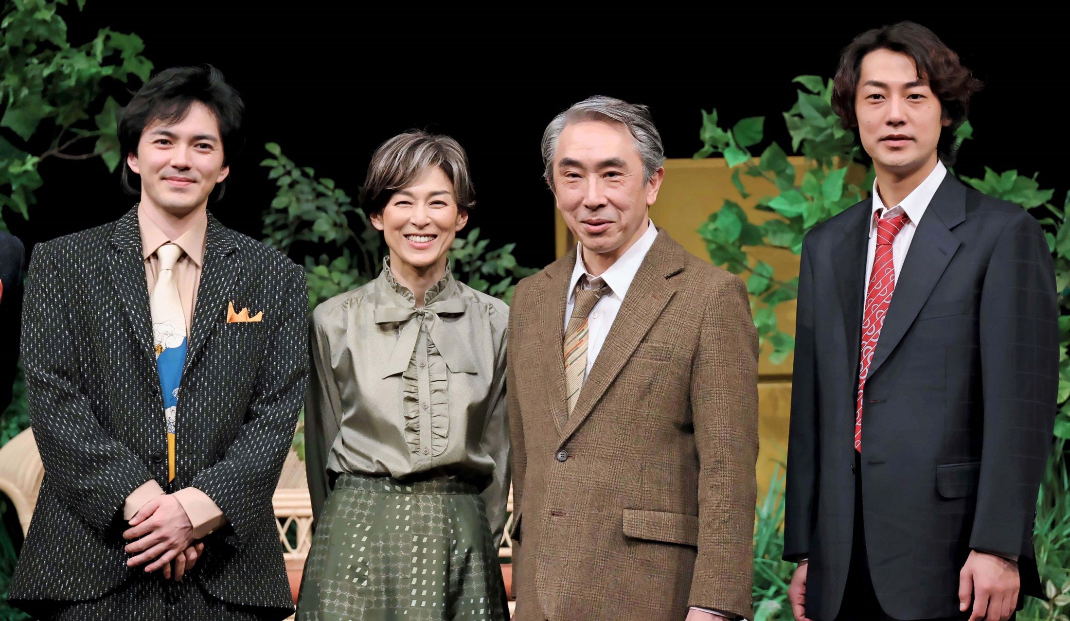 本日開幕 鈴木保奈美さん舞台 セールスマンの死 初日会見 こんなにさらけ出せる家族は羨ましい Precious Jp プレシャス