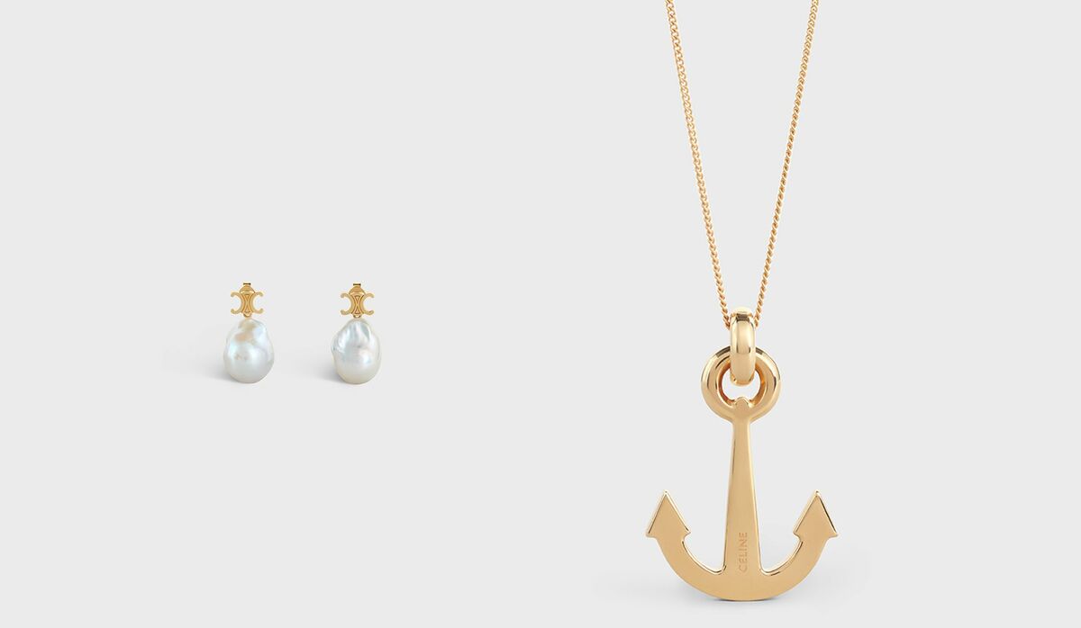 春コーデをクラスアップする。大人気「セリーヌ」の新作アクセサリーを