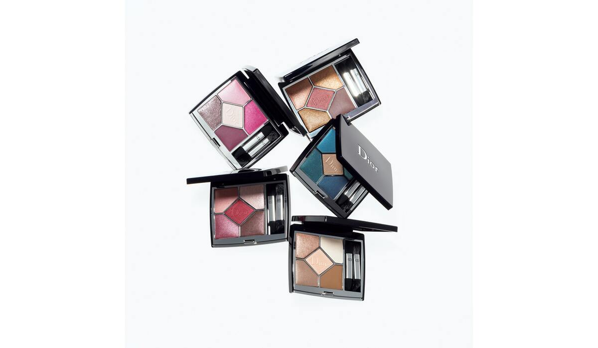 日本人に使いやすいセットが豊富！ディオールのアイシャドウパレット