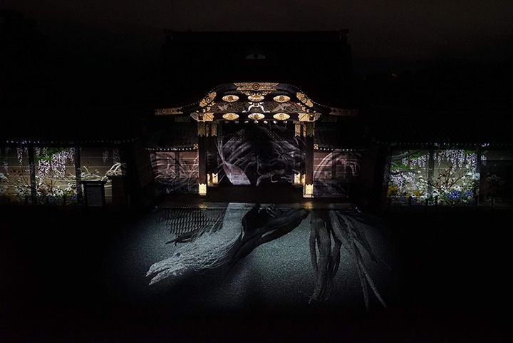 唐門に彫り込まれた龍をイメージし、龍が桜の宴に来場者を誘うバックストーリーで構成した演出が会場全体で実施される