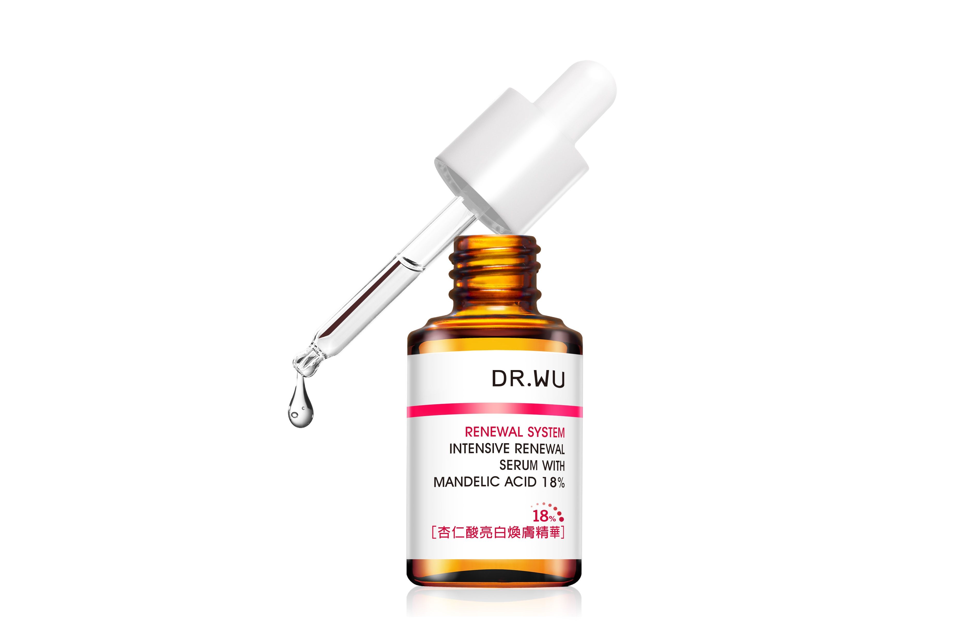 「マンデリック リニューアル 18%セラム 30ml」¥5,800。汚れや古い角質による毛穴が気になるときのスペシャルケア。週2~3回、夜のみ使用。使用後は乾燥しやすくなるため、しっかりとした保湿&日焼け対策を忘れずに。