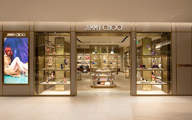 ジミー チュウ(JIMMY CHOO)のGINZA SIX外観