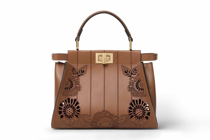 「フェンディ」のバッグ『ピーカブー ミニ』