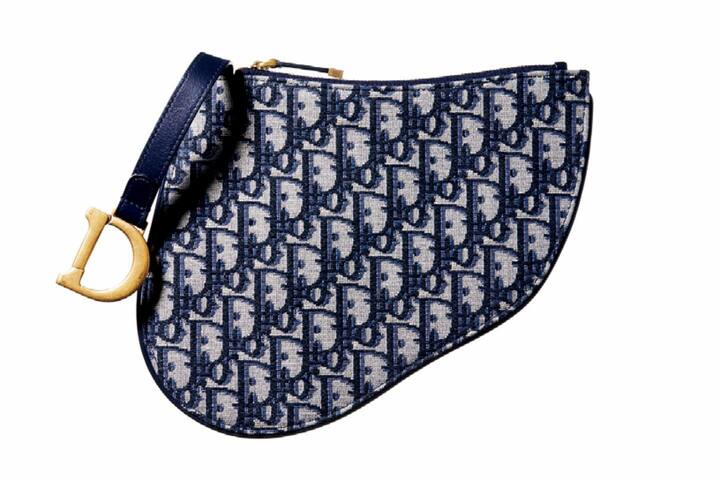 『サドル』［縦19×横22cm］￥73,000（クリスチャンディオール〈ディオール〉）