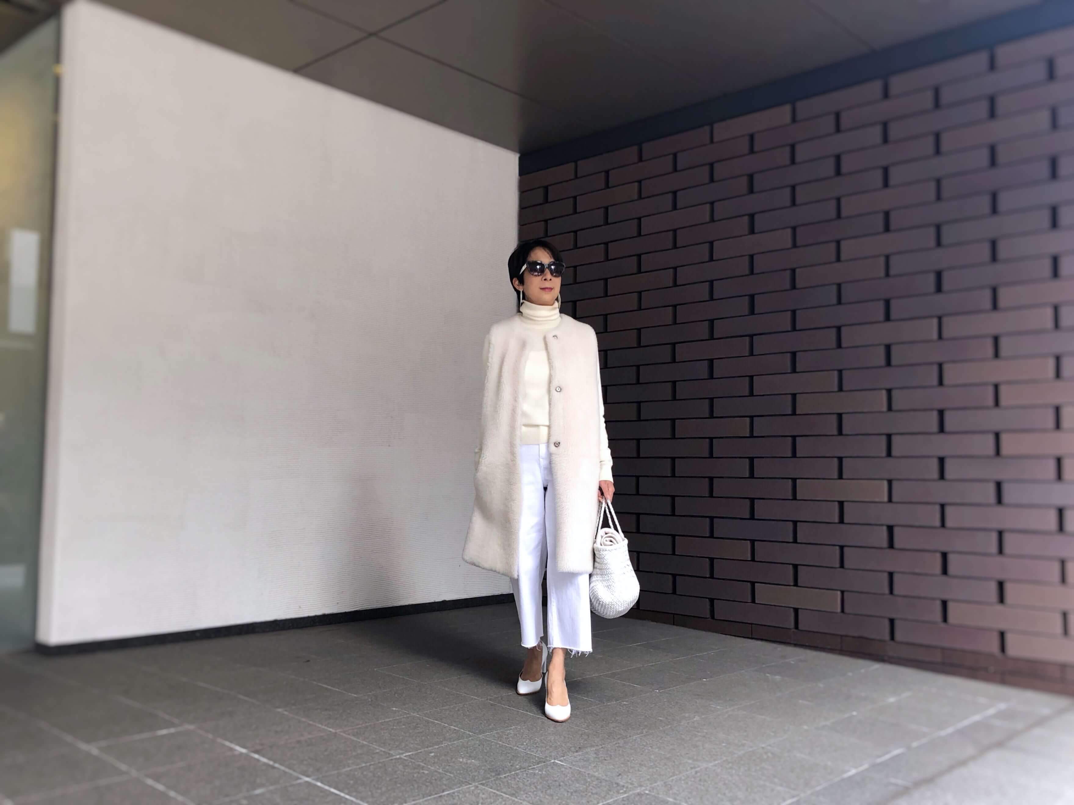 ファー_1,ニット_2,パンツ_2,ホワイト_2,秋コーデ_2,大人コーデ_2