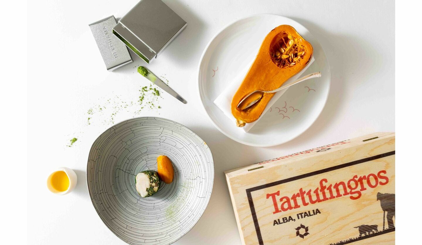 パレスホテル東京の特別ディナー「ESTERRE with LE LOUIS XV - The Spirit of Alain Ducasse -」© Shinsuke Matsukawa
