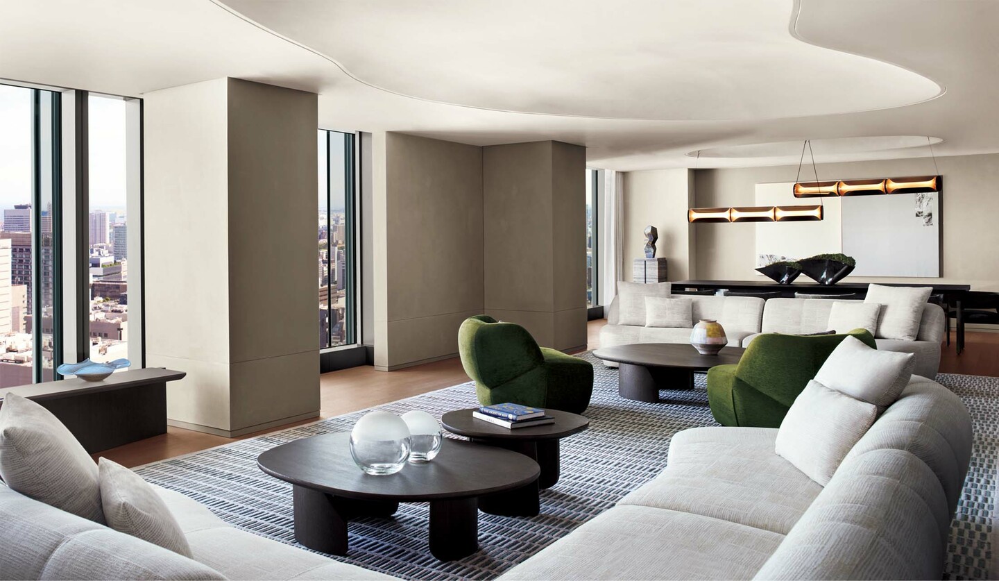 JWマリオット・ホテル東京の「プレジデンシャルスイート」のリビングルーム