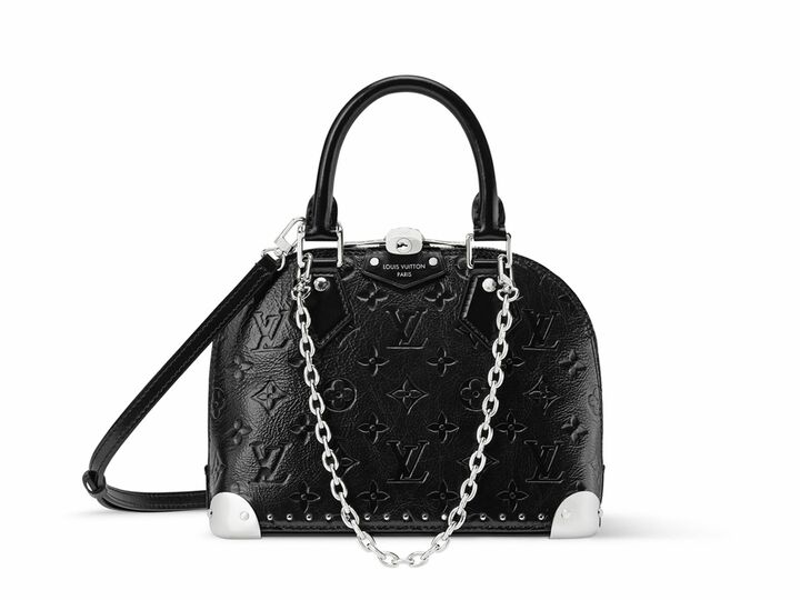 「ルイ・ヴィトン」のバッグ『アルマ・トランク BB』