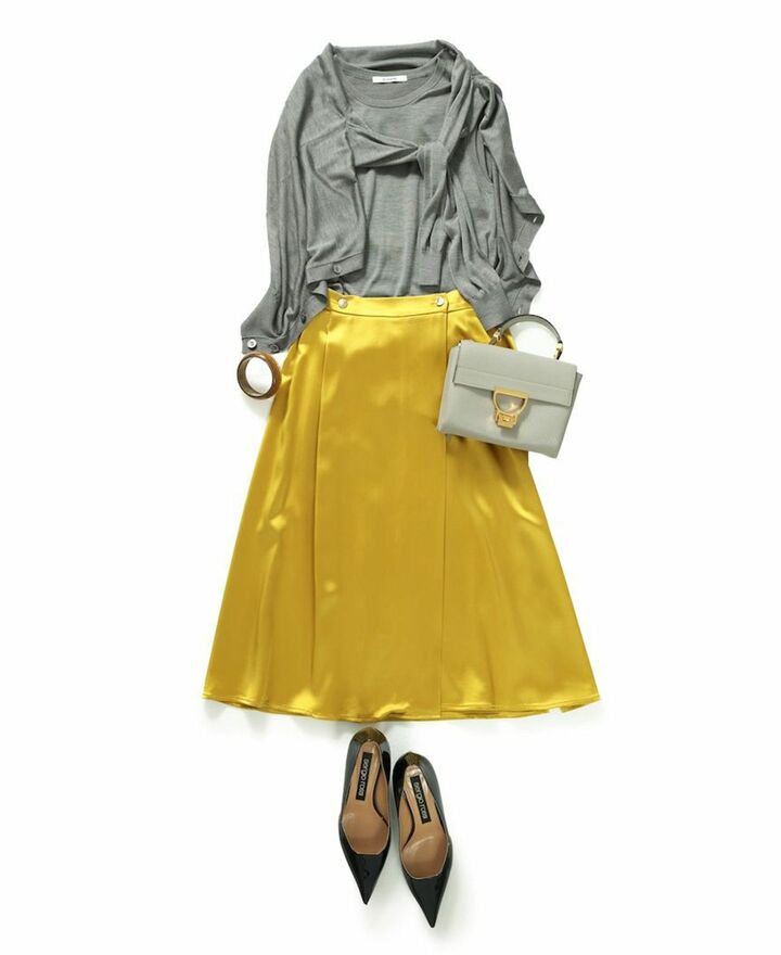 ラグジュアリーなイエローコーデ