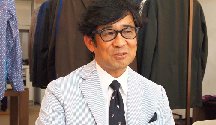 今回、インタビューを担当した松本英雄氏。クルマをはじめ、ライフスタイル全般への関心が高く、名品のなんたるかを知る稀有な人物。