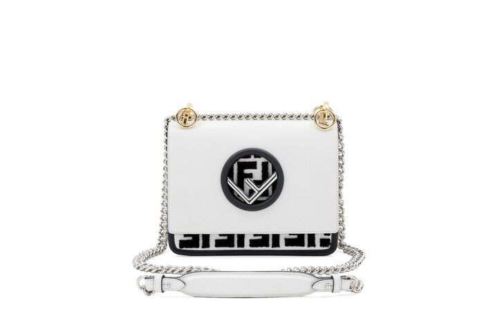 バッグ「ミニ キャナイ エフ」¥283,000【縦15×横19×マチ9㎝】