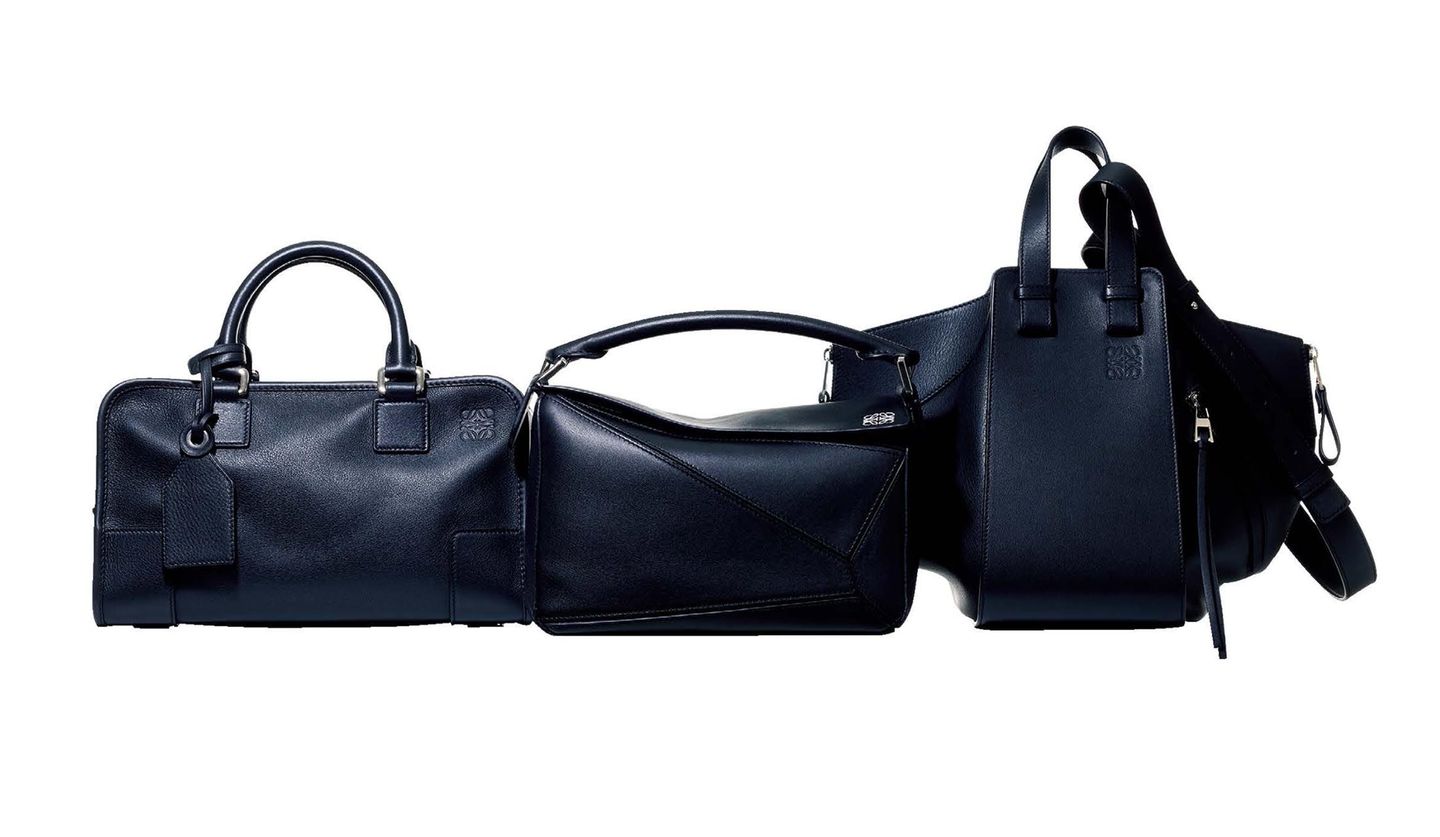 ロエベの黒の3大アイコンバッグ「アマソナ 28 バッグ」「パズル スモール バッグ」「ハンモック スモール バッグ」