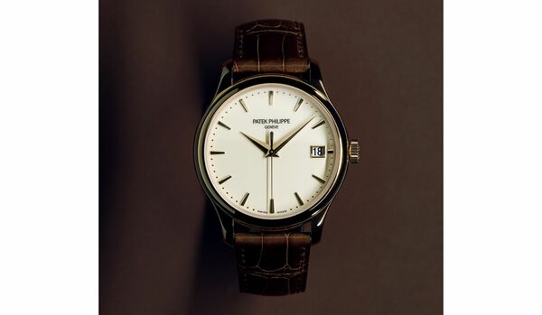 人気スタイリストが憧れる「パテック フィリップ」名品時計『カラトラバ』色褪せないクラシックな佇まいは永遠の憧れ…