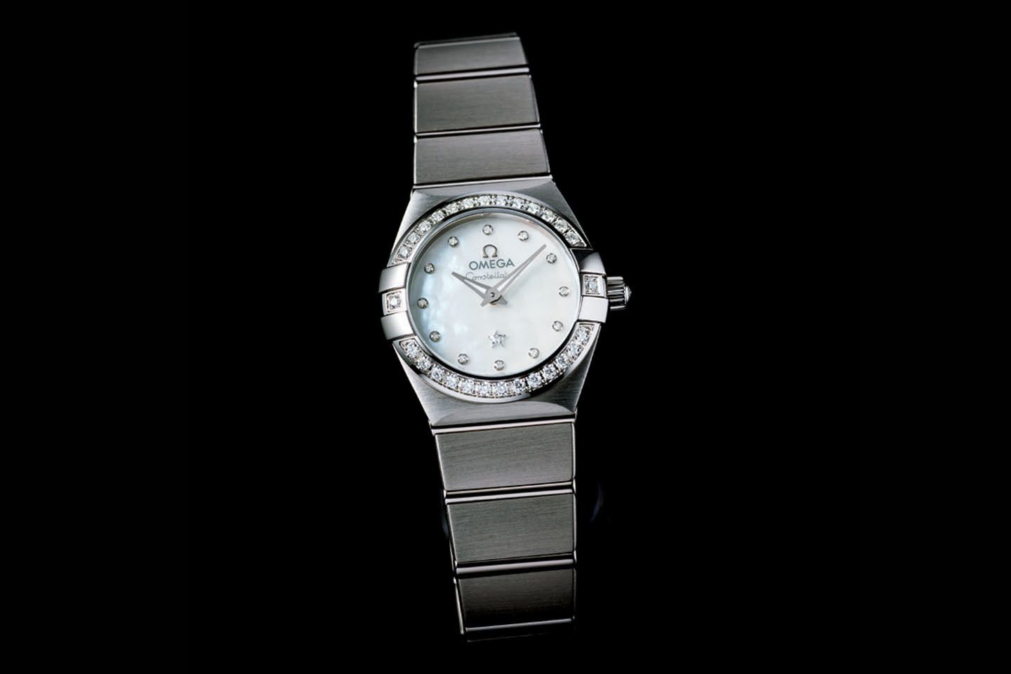 『コンステレーション』¥1,800,000(オメガ)ケース:WG、ケース径:24mm、ブレスレット:WG、ムーブメント:自動巻き