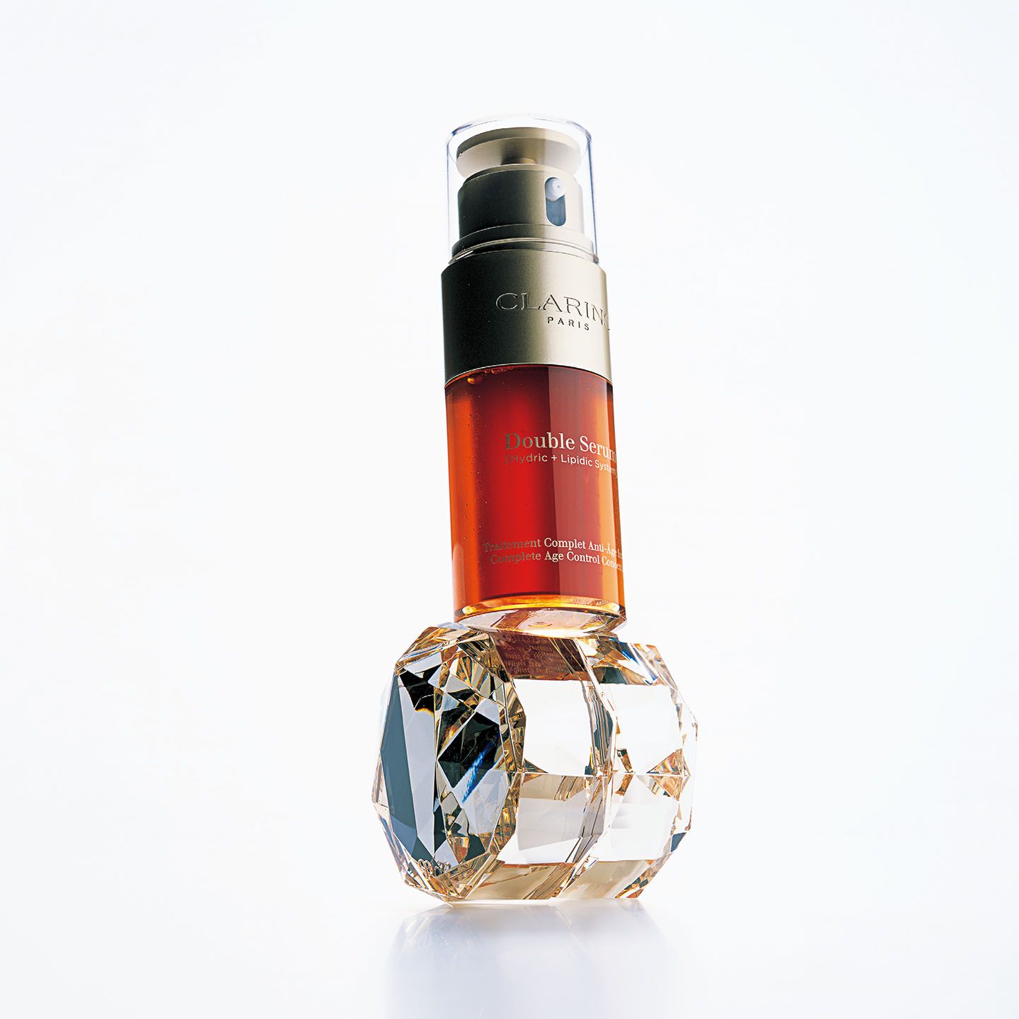 上から/クラランス ダブルセーラム EX 30ml ¥11,000、資生堂インターナショナル クレ・ド・ポー ボーテ ラ・クレーム n 30g ¥60,000(ともに税抜)