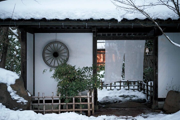 能登町の宿「ふらっと」の入り口