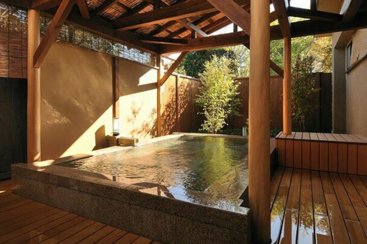 山梨県・石和温泉にある「糸柳別館 離れの邸 和穣苑」