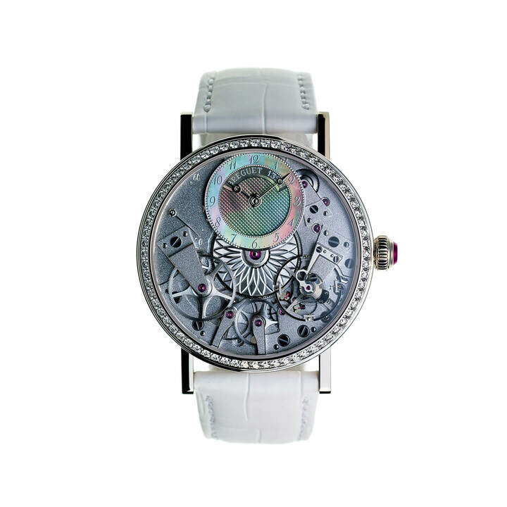 時計『トラディション レディ 7038』￥4,220,000［ホワイトゴールド×ダイヤモンド ケース径37㎜ アリゲーターストラップ 自動巻き］・別注ストラップ￥65,700（ブレゲ ブティック銀座）