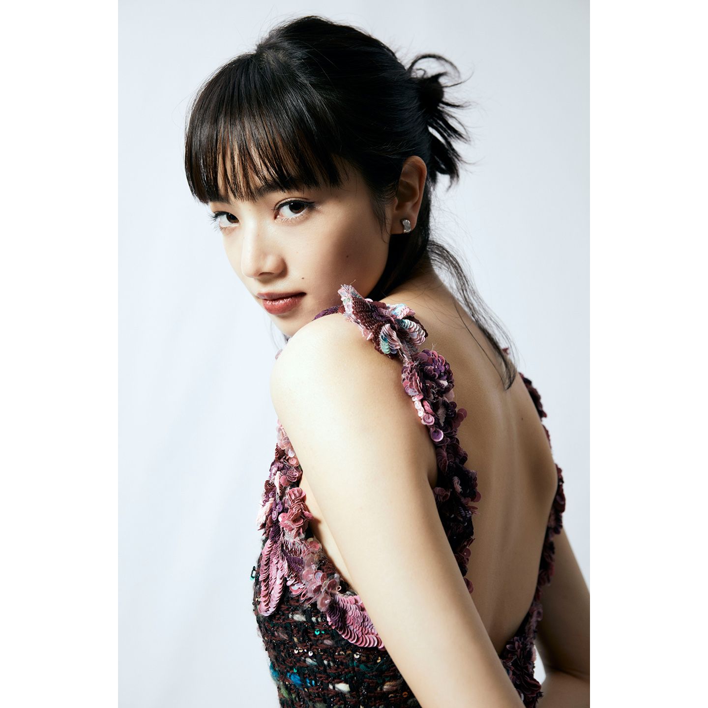 第44回日本アカデミー賞授賞式で小松菜奈さんが着用したシャネルのドレス