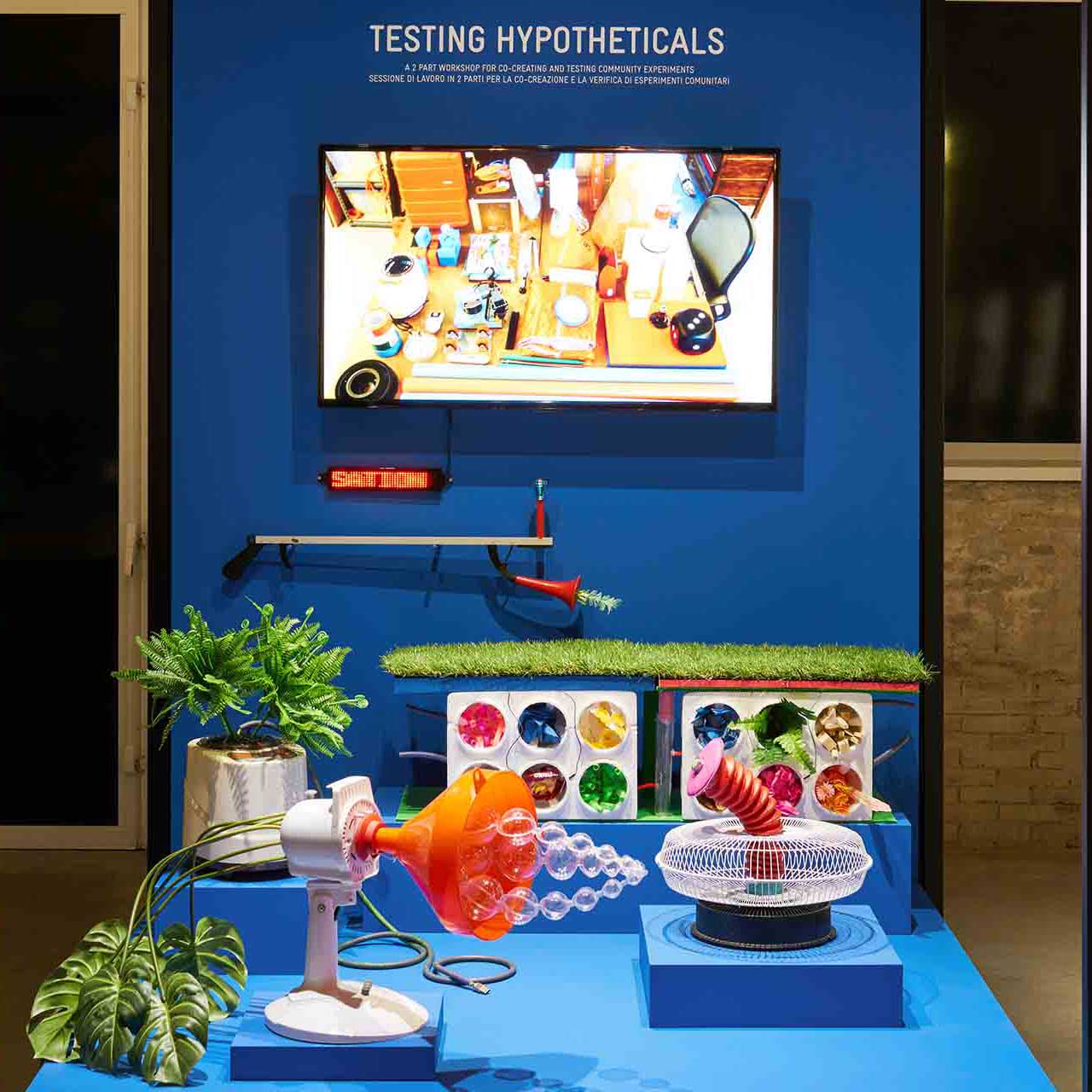グランプリを獲得したExtrapolation Factoryによる「Testing Hypotheticals」。