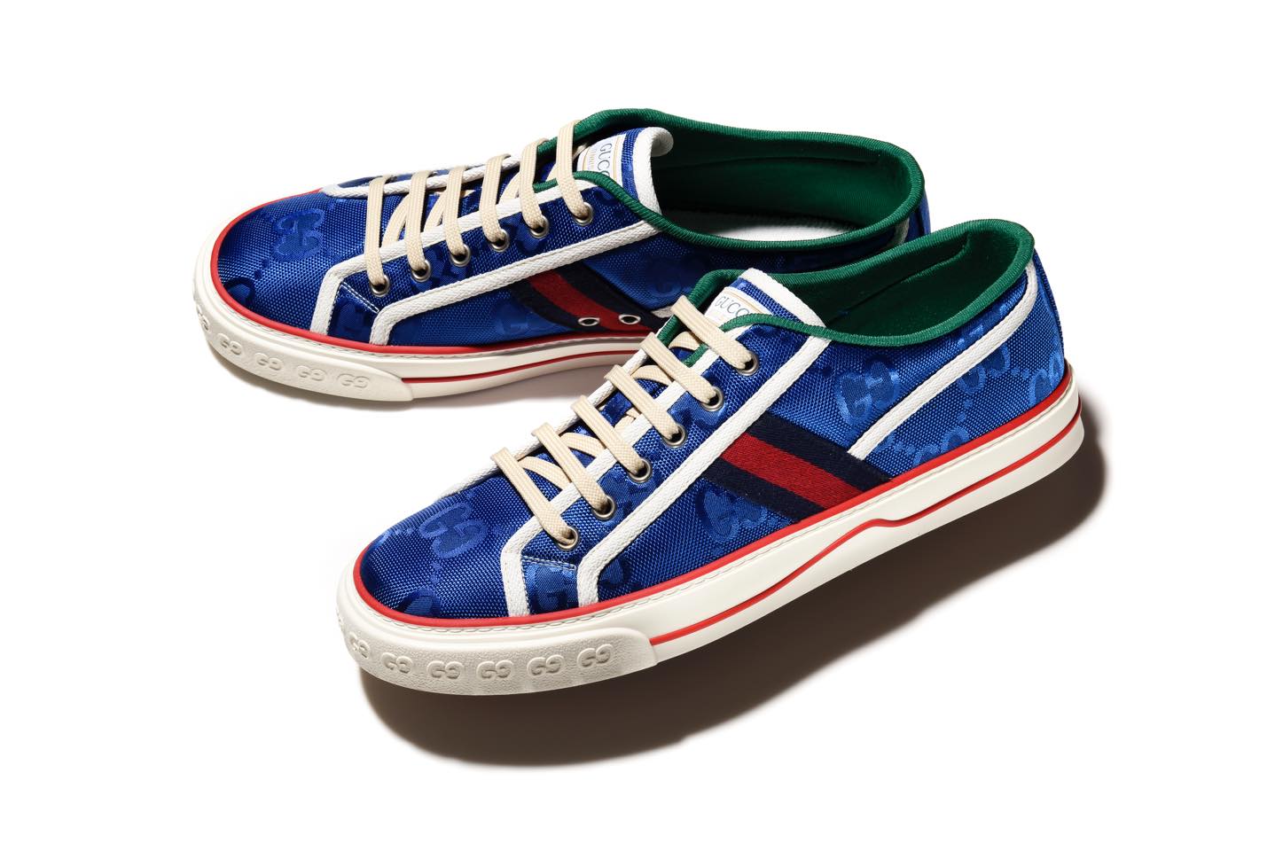 スニーカー¥76,000(グッチ ジャパン クライアントサービス)