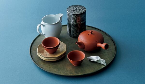 【日本茶時間をもっと楽しく！理想の茶道具案内】常滑焼の急須と湯呑みで暮らしをアップデート！