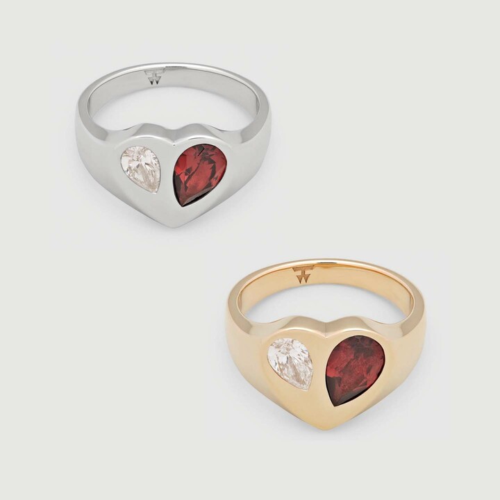 トムウッドの新作リング「Love Ring」