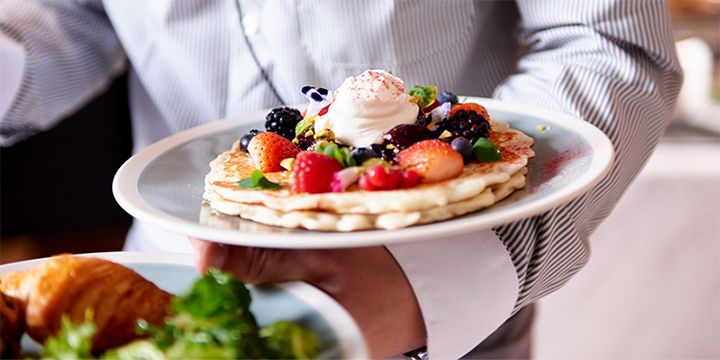 グルテンフリーのパンケーキ ¥1,800 ※季節によりメニューは異なります