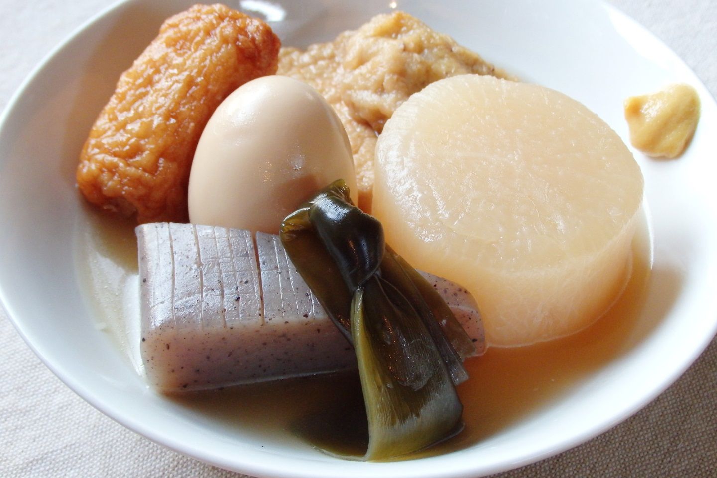 おかずとして扱われないあっさり味のおでん
