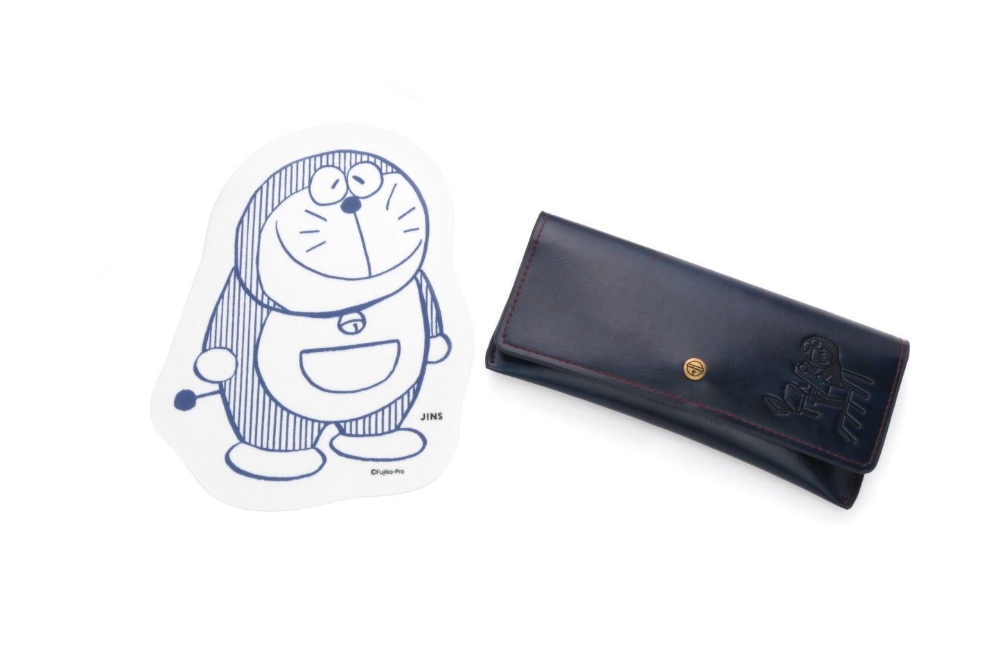 セリート(左)、ケース(右)どちらもメガネの付属品