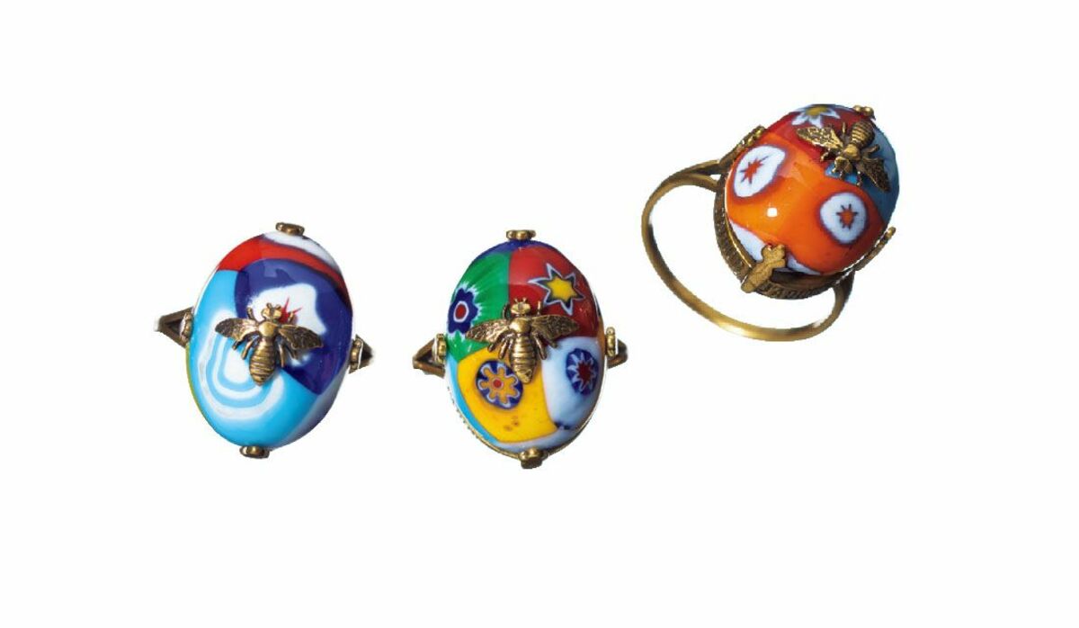 Dior 星と蜂モチーフ
