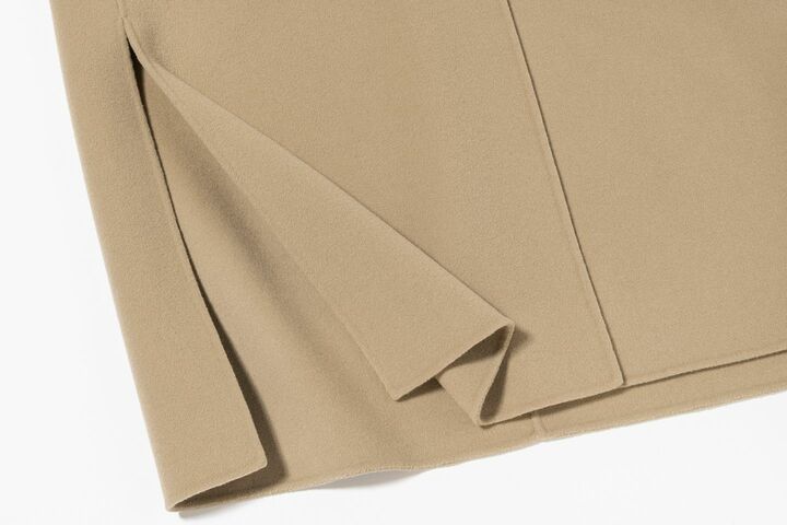 「ウィークエンド マックスマーラ」の新作アウター