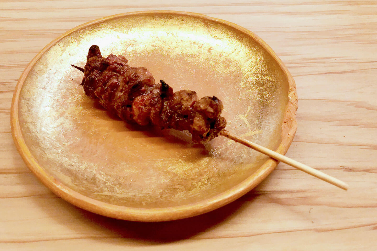 鶏の大動脈の肉厚な感じがクセになる「ハツ元」