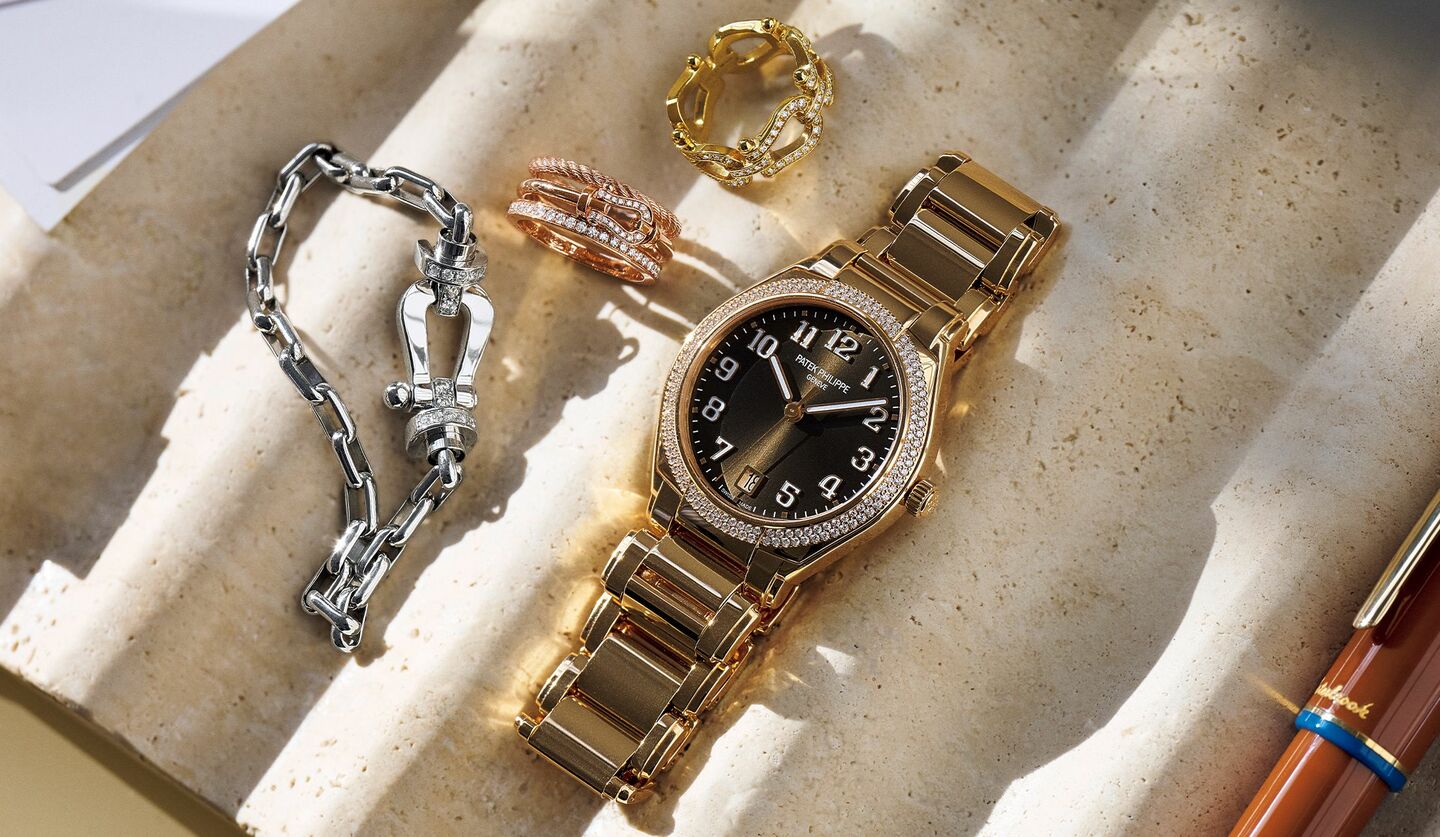 「フレッド」のジュエリーと「パテック フィリップ」の時計のコーディネート